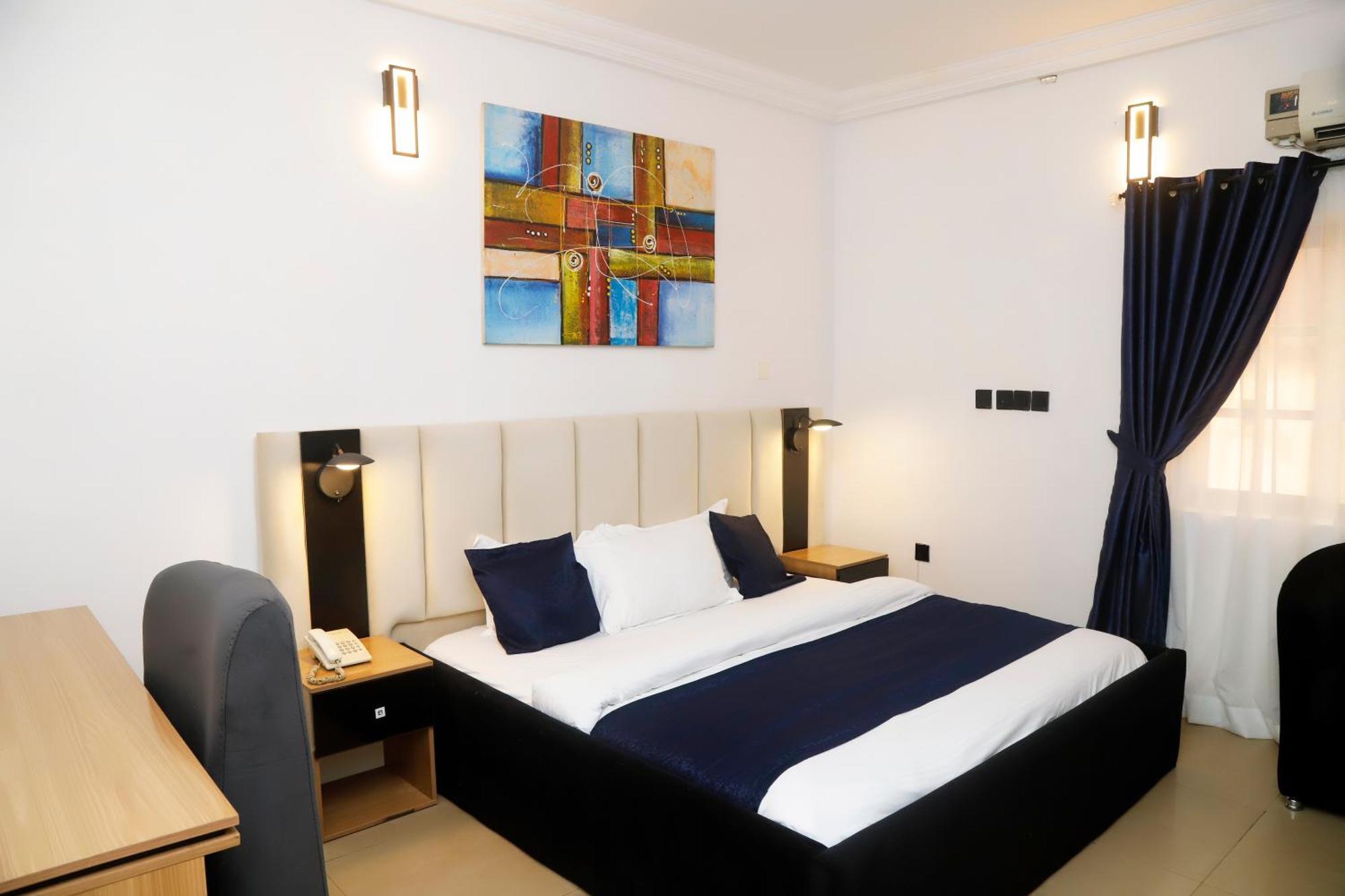 אבוג'ה Western Dreams Hotel מראה חיצוני תמונה