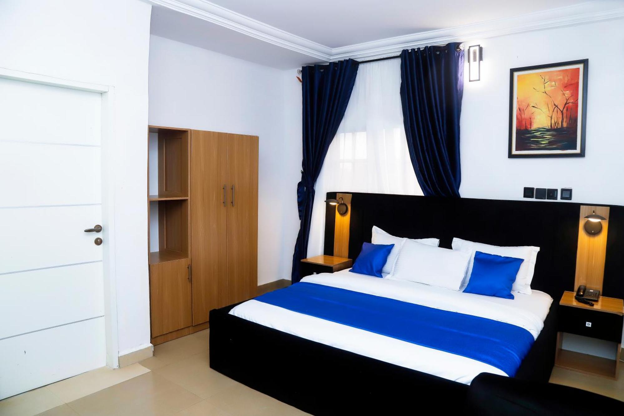 אבוג'ה Western Dreams Hotel מראה חיצוני תמונה