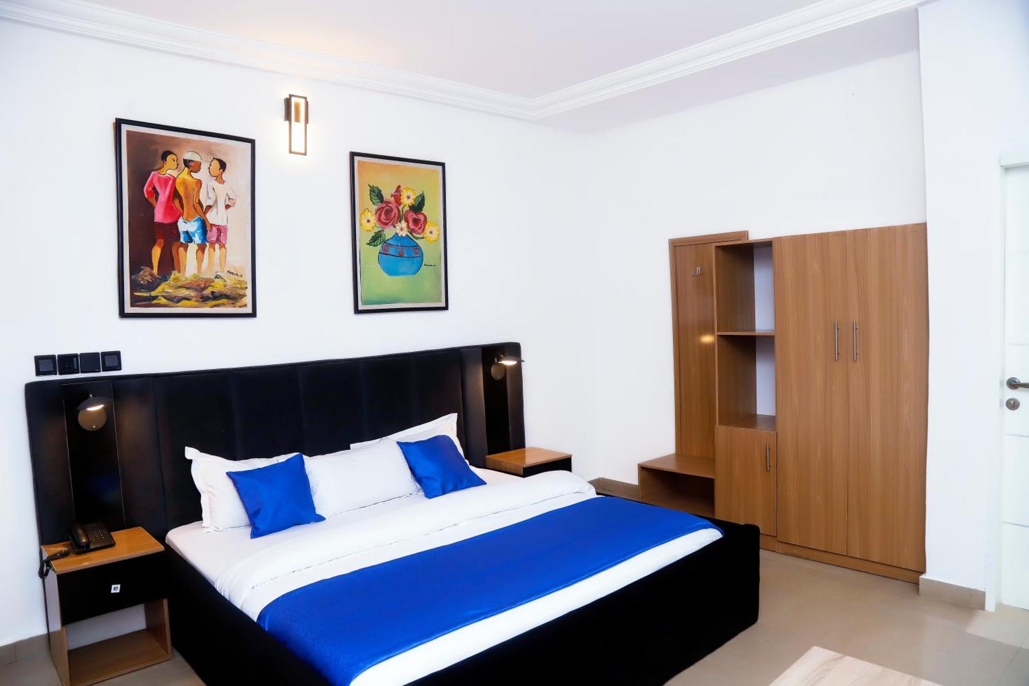 אבוג'ה Western Dreams Hotel מראה חיצוני תמונה
