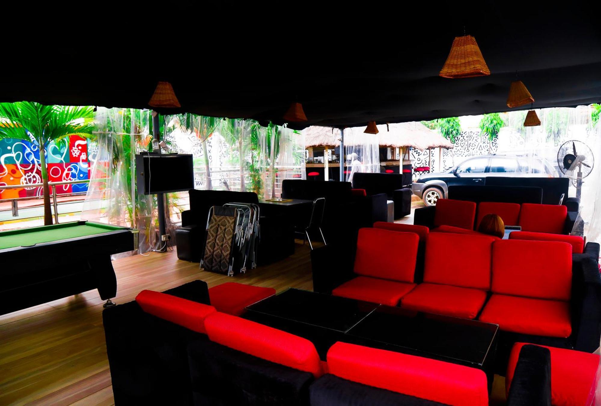אבוג'ה Western Dreams Hotel מראה חיצוני תמונה