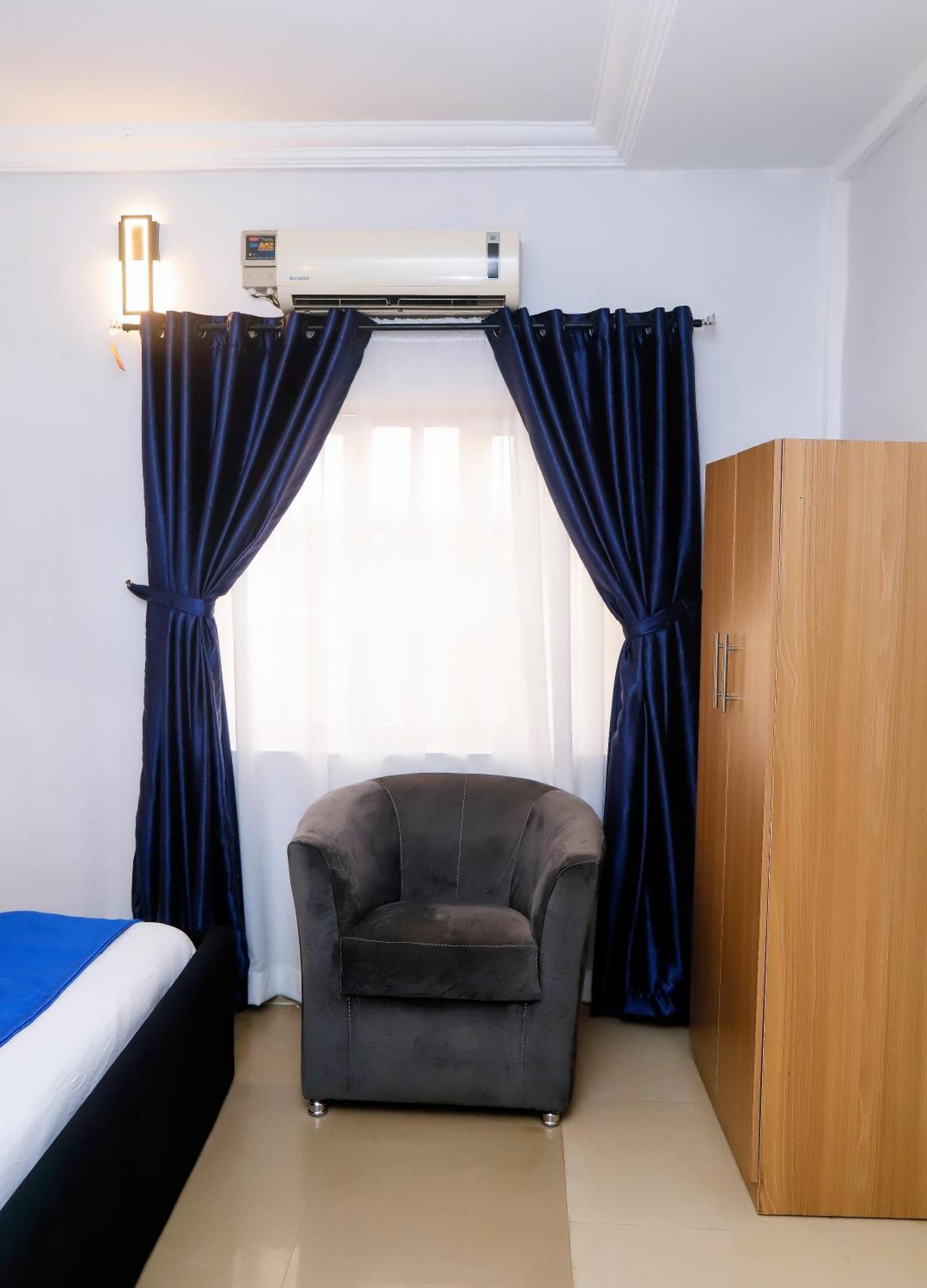 אבוג'ה Western Dreams Hotel מראה חיצוני תמונה