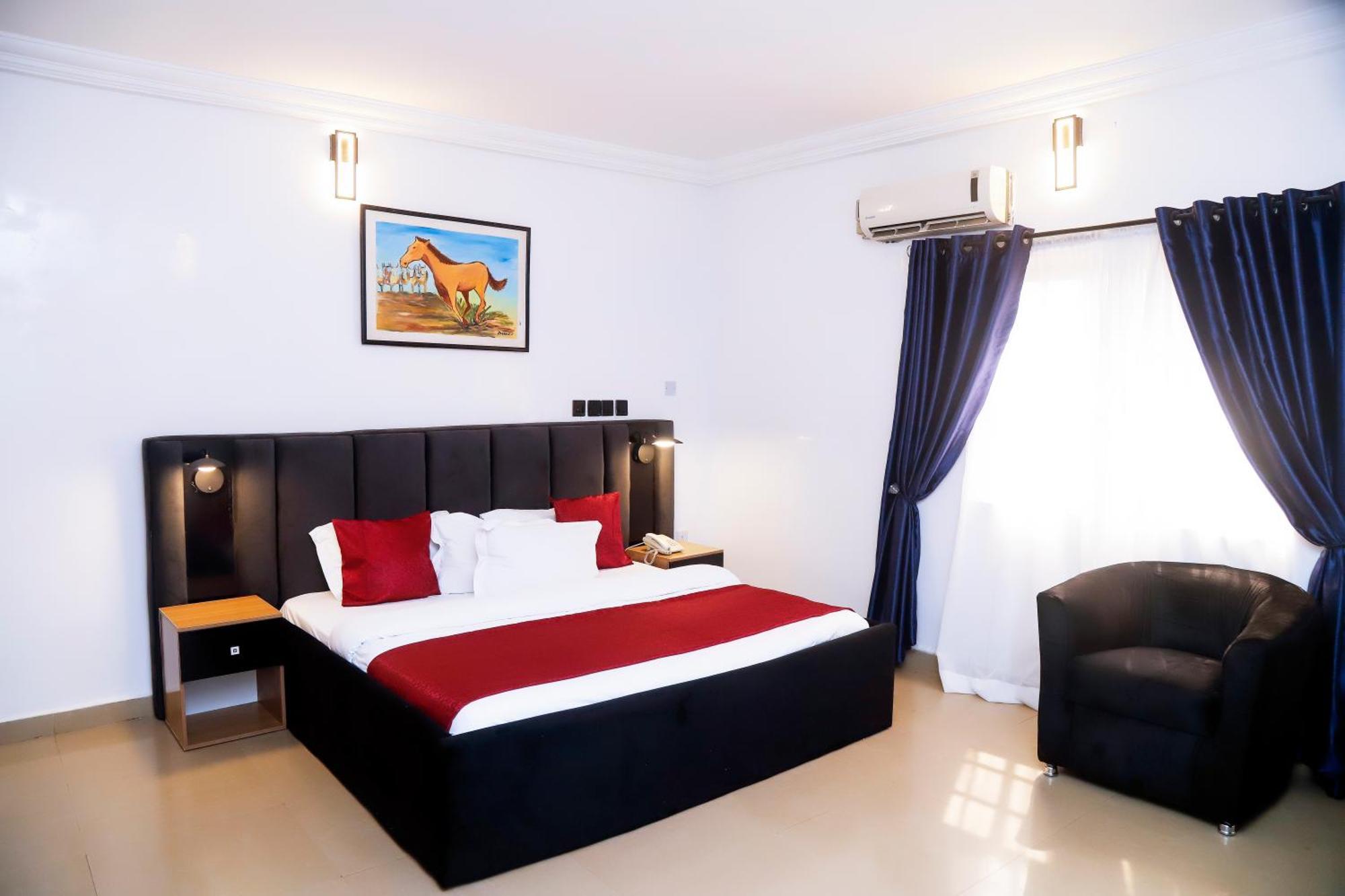 אבוג'ה Western Dreams Hotel מראה חיצוני תמונה