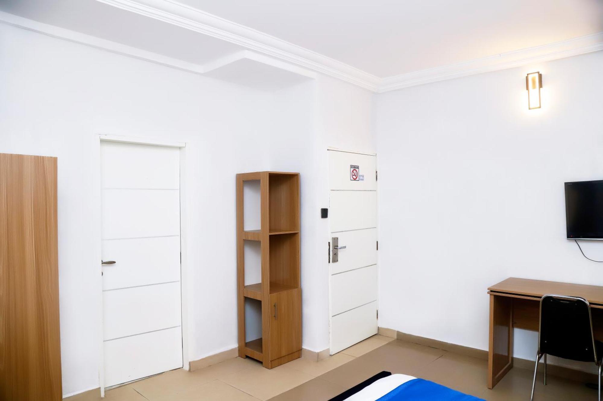 אבוג'ה Western Dreams Hotel מראה חיצוני תמונה