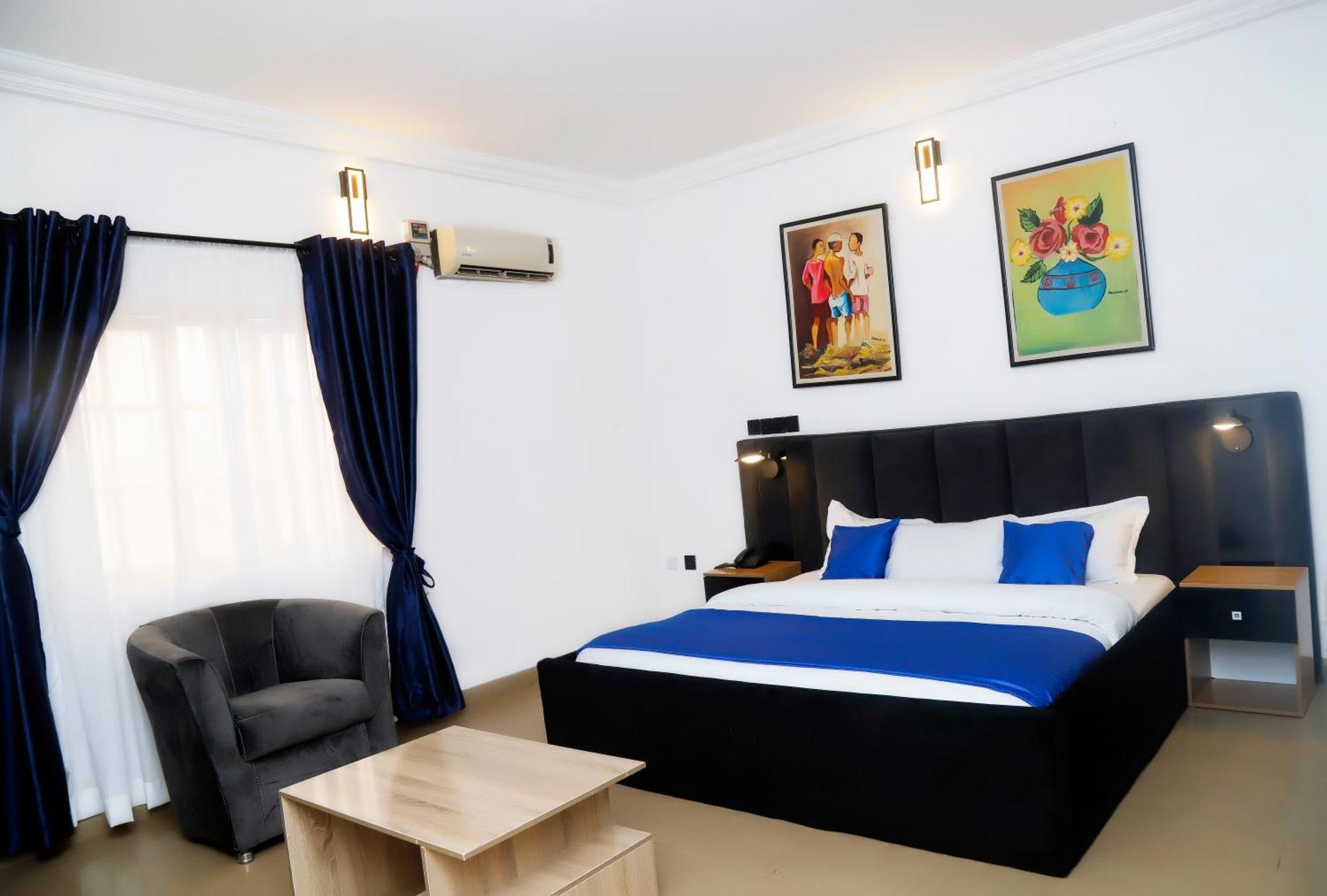 אבוג'ה Western Dreams Hotel מראה חיצוני תמונה