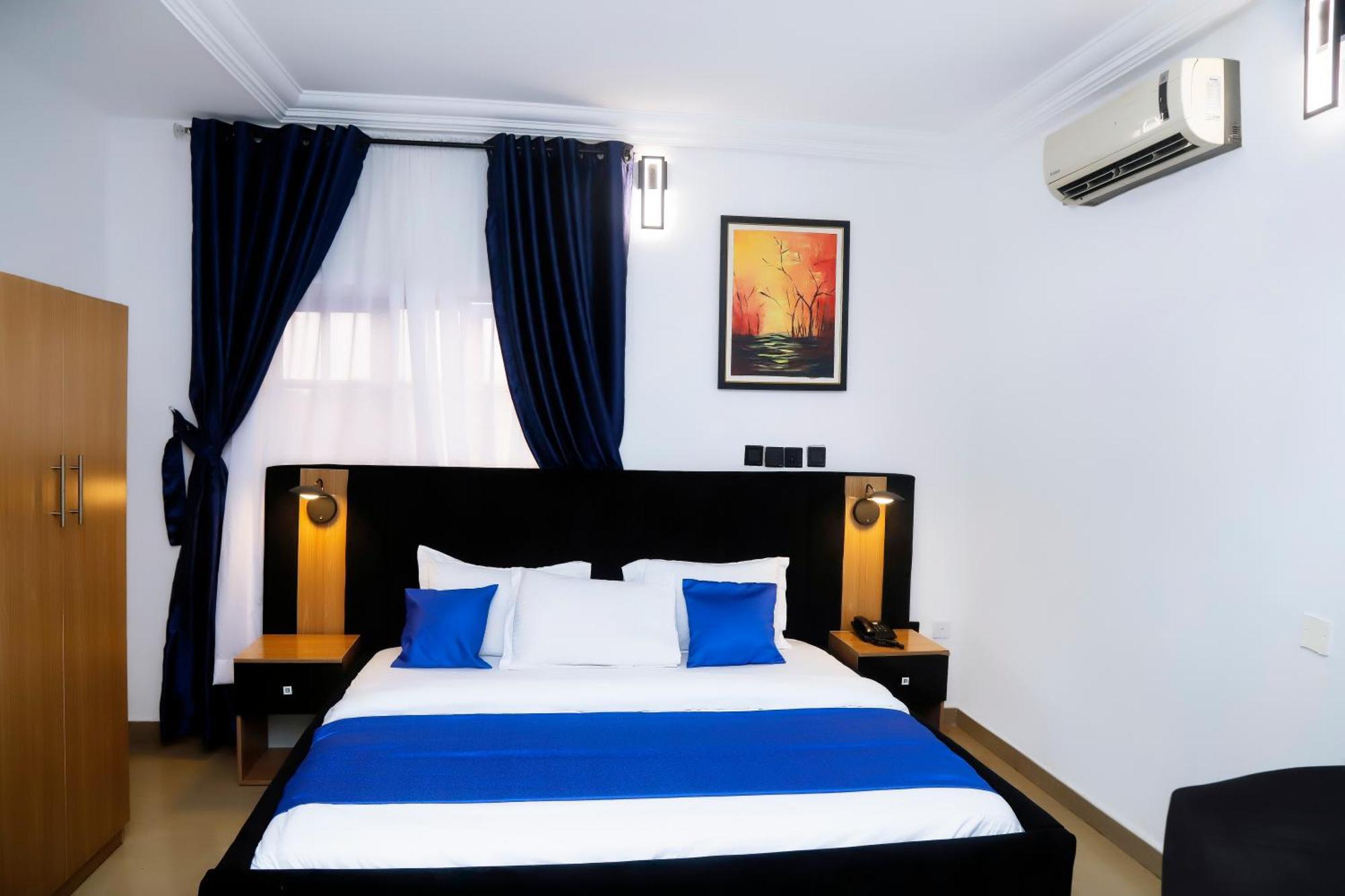 אבוג'ה Western Dreams Hotel מראה חיצוני תמונה