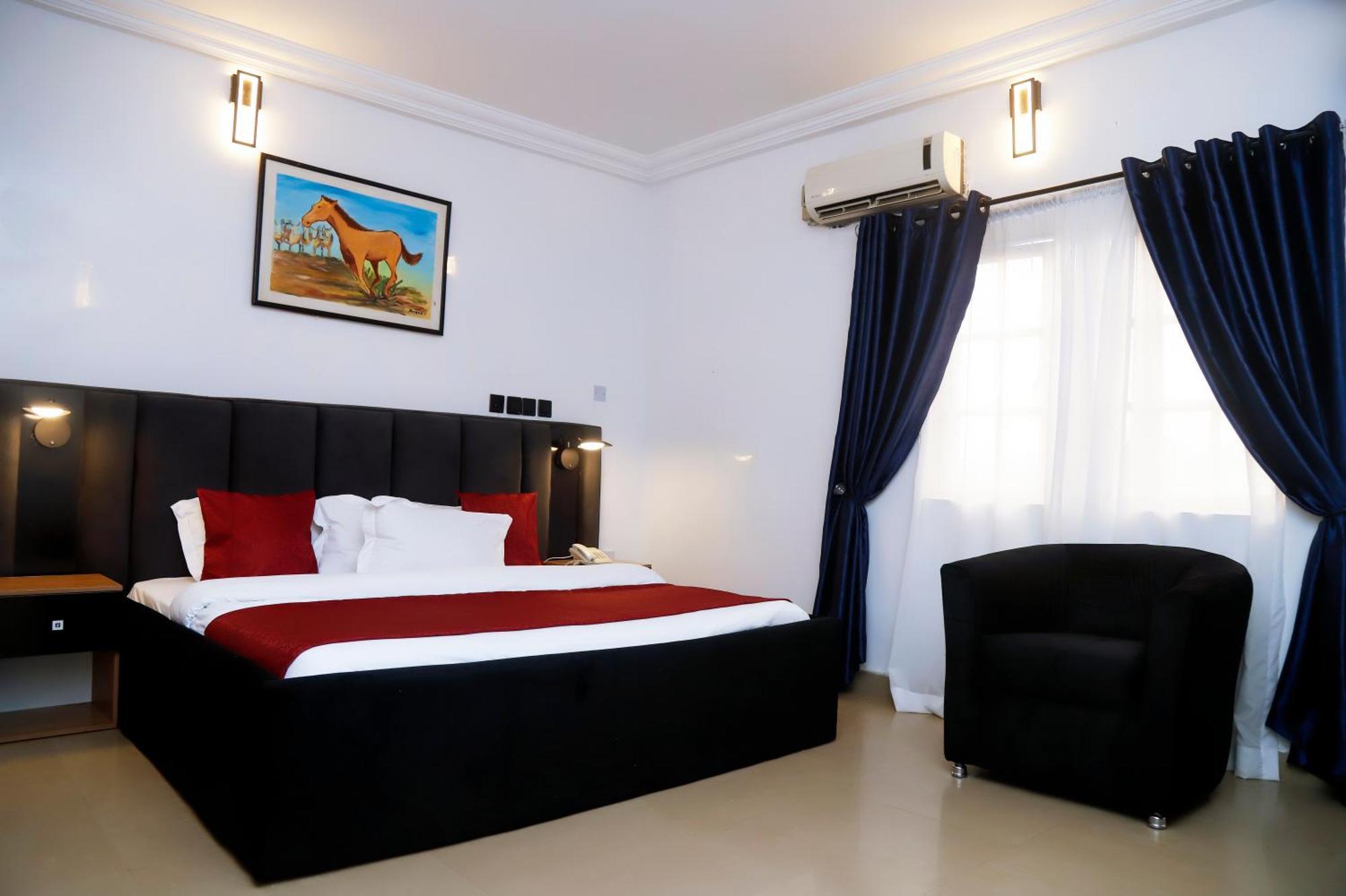 אבוג'ה Western Dreams Hotel מראה חיצוני תמונה