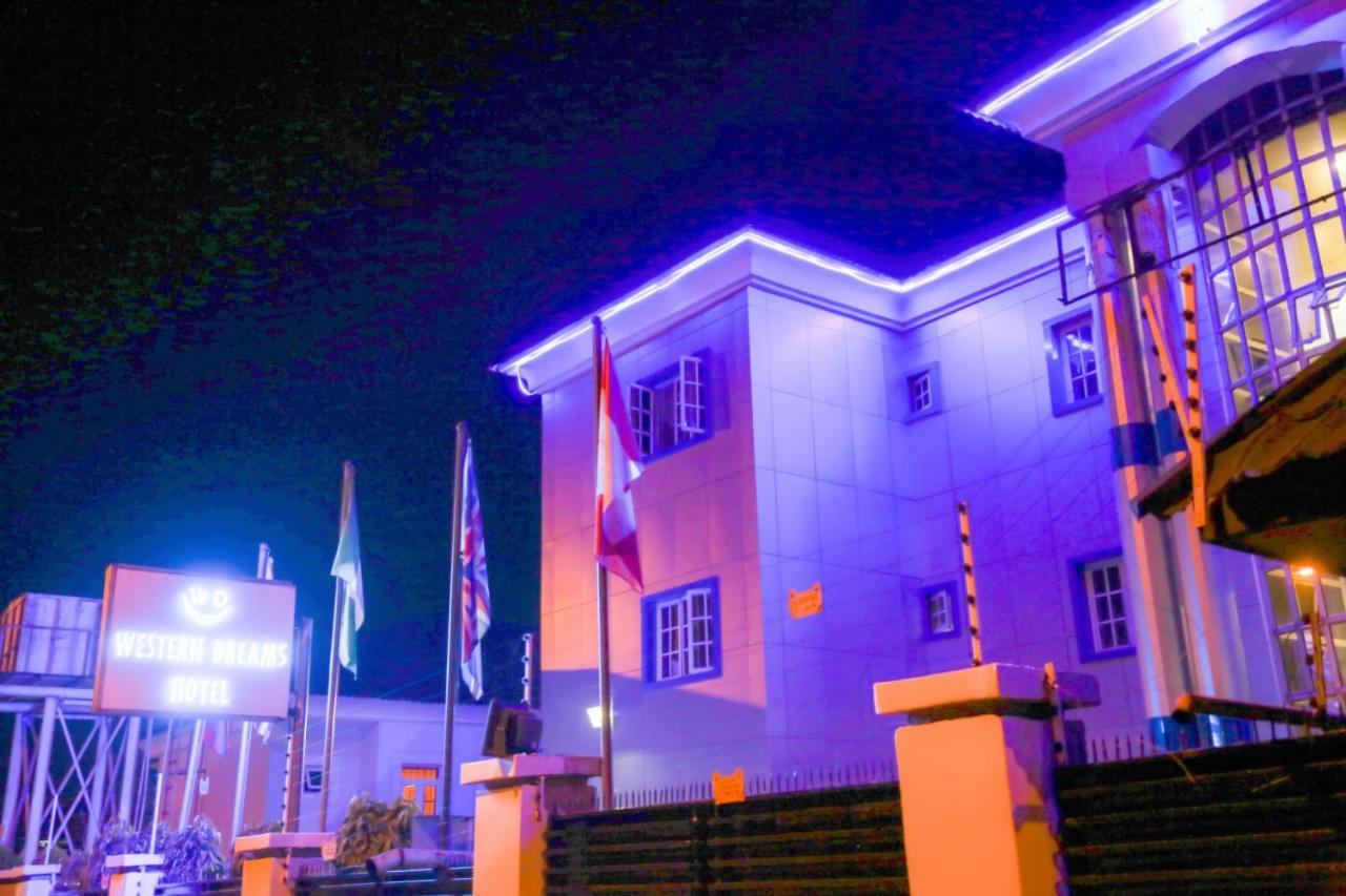 אבוג'ה Western Dreams Hotel מראה חיצוני תמונה
