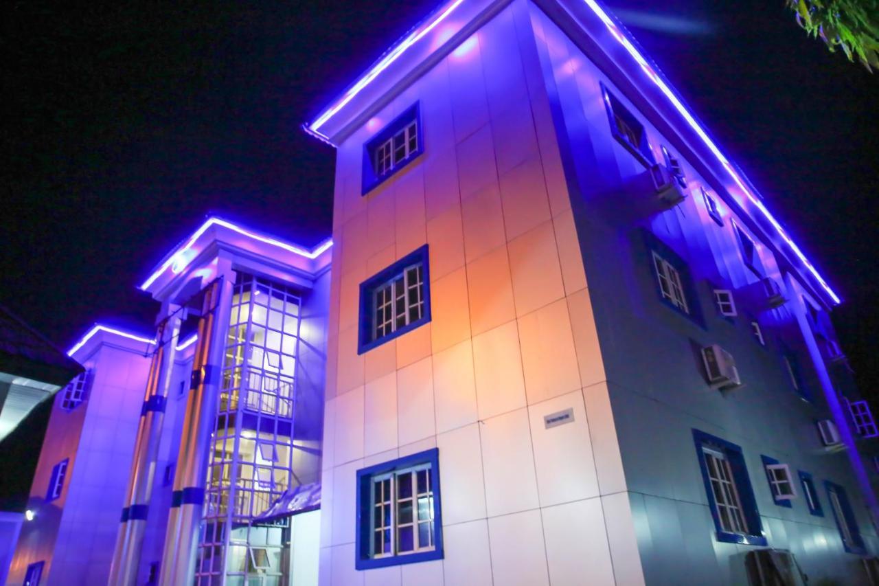 אבוג'ה Western Dreams Hotel מראה חיצוני תמונה