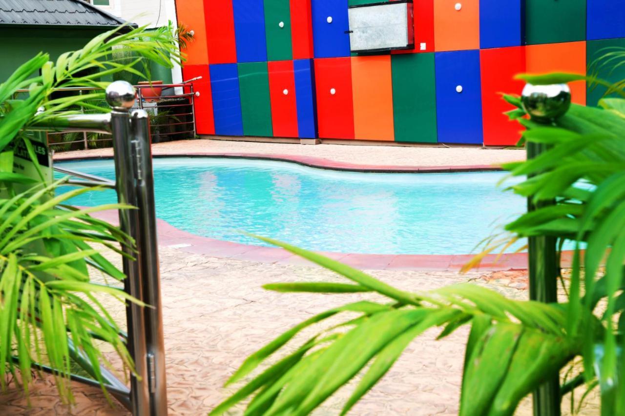 אבוג'ה Western Dreams Hotel מראה חיצוני תמונה