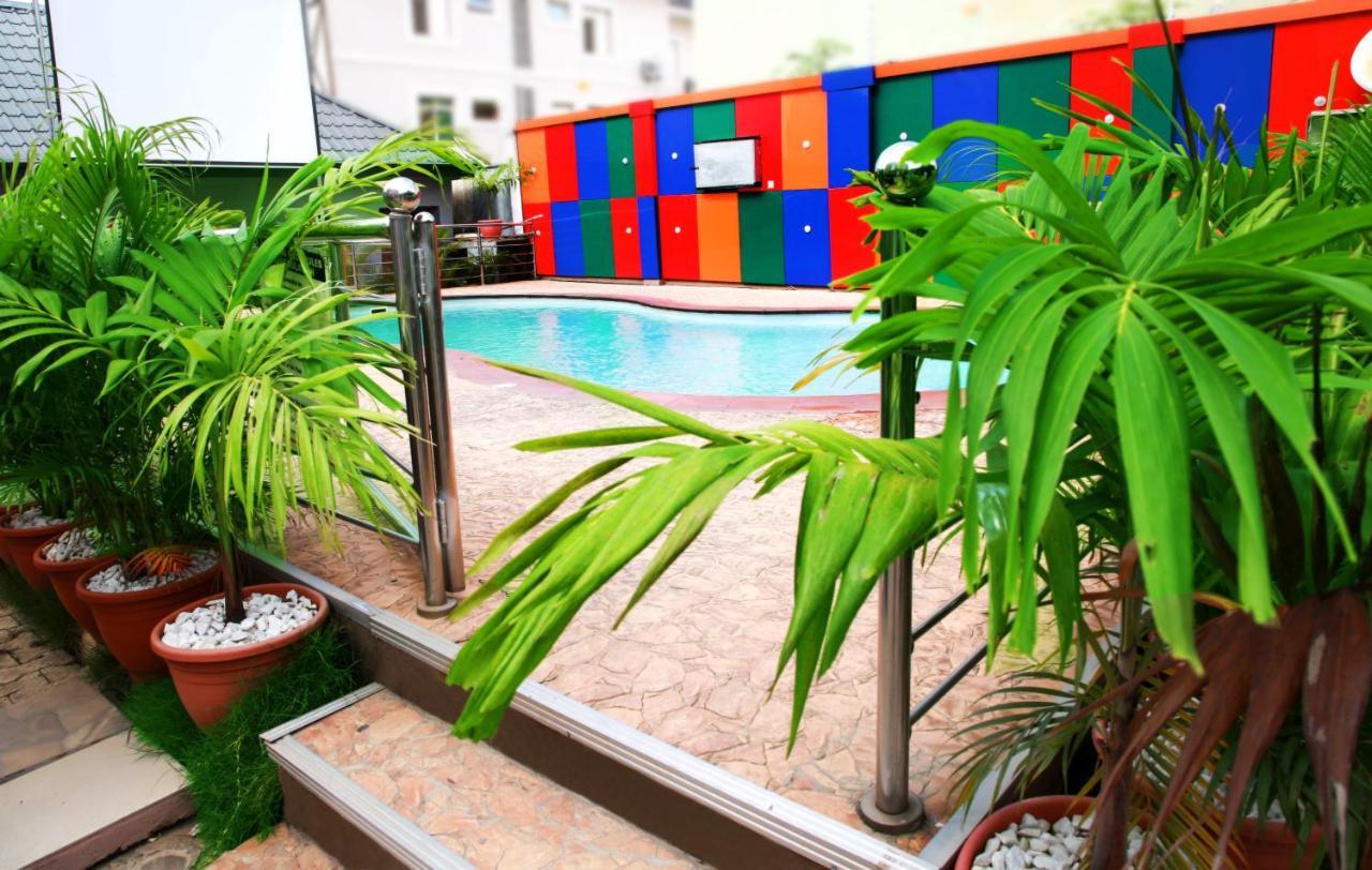 אבוג'ה Western Dreams Hotel מראה חיצוני תמונה
